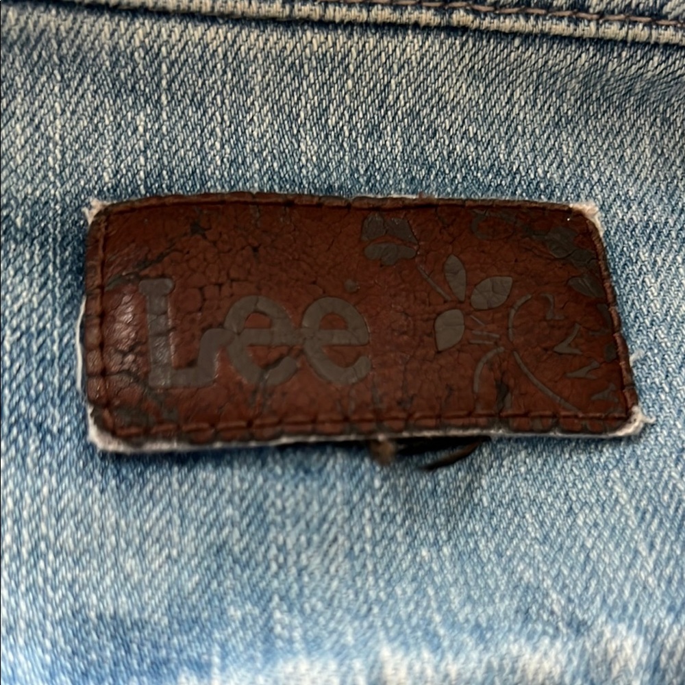 Lee Classic Blue Jean Jacket - Picture 9 of 11